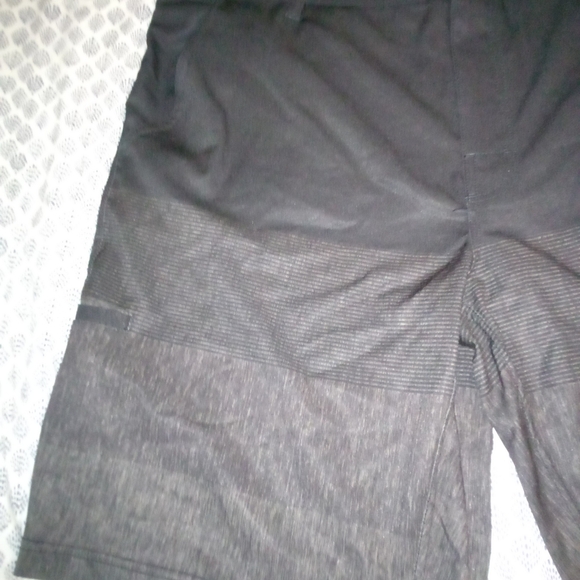 Man shorts size 40 hybrid collection - Picture 4 of 6